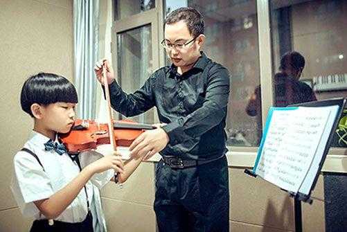 广州小提琴家教多少钱（广州小提琴培训班推荐）-图1